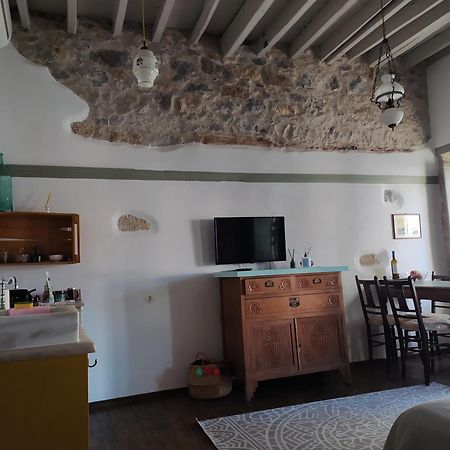 Latmos 1860 Villa Skála Kamer foto