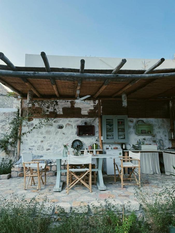 Latmos 1860 Villa Skála Buitenkant foto